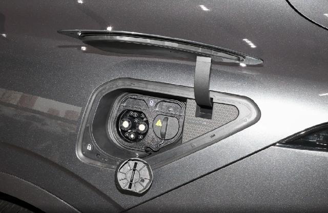 全新增程動力,純電續航225km,華為繼續賦能,新款阿維塔11如何-有駕 全新增程動力,純電續航225km,華為繼續賦能,新款阿維塔11如何-有駕