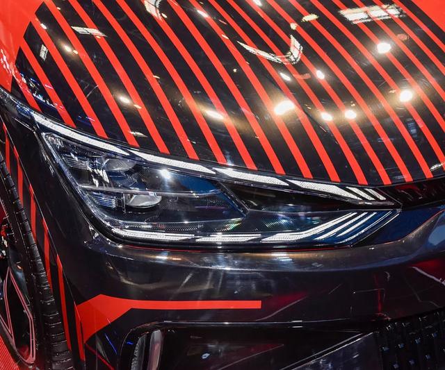 起亞性能小鋼炮亮相,定價28萬,起步就是325馬力,外觀時尚酷炫-有駕 起亞性能小鋼炮亮相,定價28萬,起步就是325馬力,外觀時尚酷炫-有駕