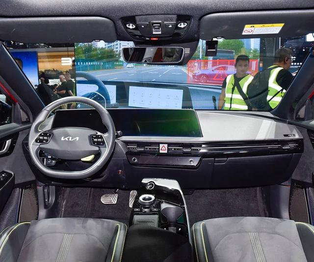 起亞性能小鋼炮亮相,定價28萬,起步就是325馬力,外觀時尚酷炫-有駕 起亞性能小鋼炮亮相,定價28萬,起步就是325馬力,外觀時尚酷炫-有駕