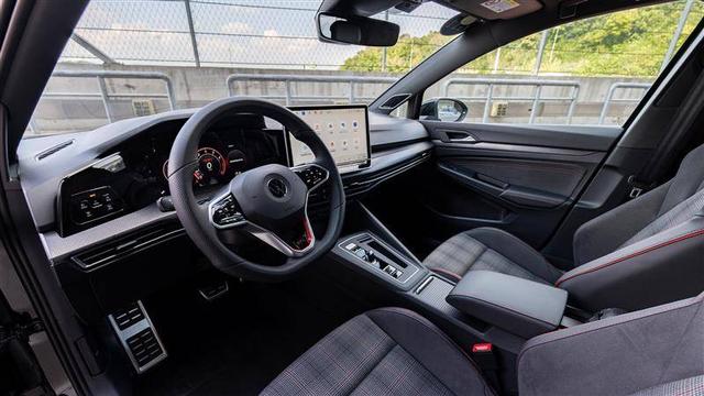 全新大眾高爾夫正式上市:價格下調,起售價僅為12.99萬元-有駕 全新大眾高爾夫正式上市:價格下調,起售價僅為12.99萬元-有駕