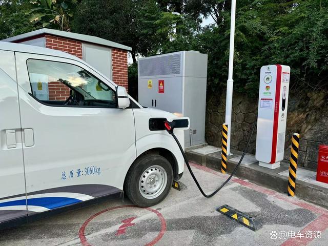 安全、效率、收益!瑞馳EC75如何引領(lǐng)市場加速進(jìn)入智駕超充時代?-有駕 安全、效率、收益!瑞馳EC75如何引領(lǐng)市場加速進(jìn)入智駕超充時代?-有駕