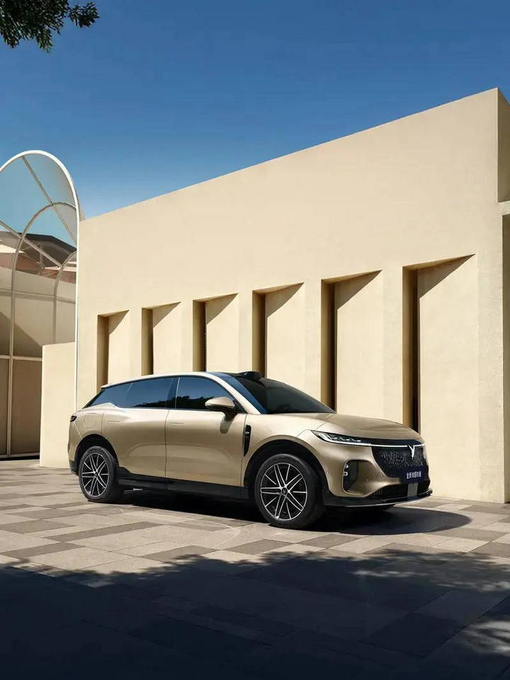 全新嵐圖知音8月底上市 搭載華為智駕與鴻蒙座艙