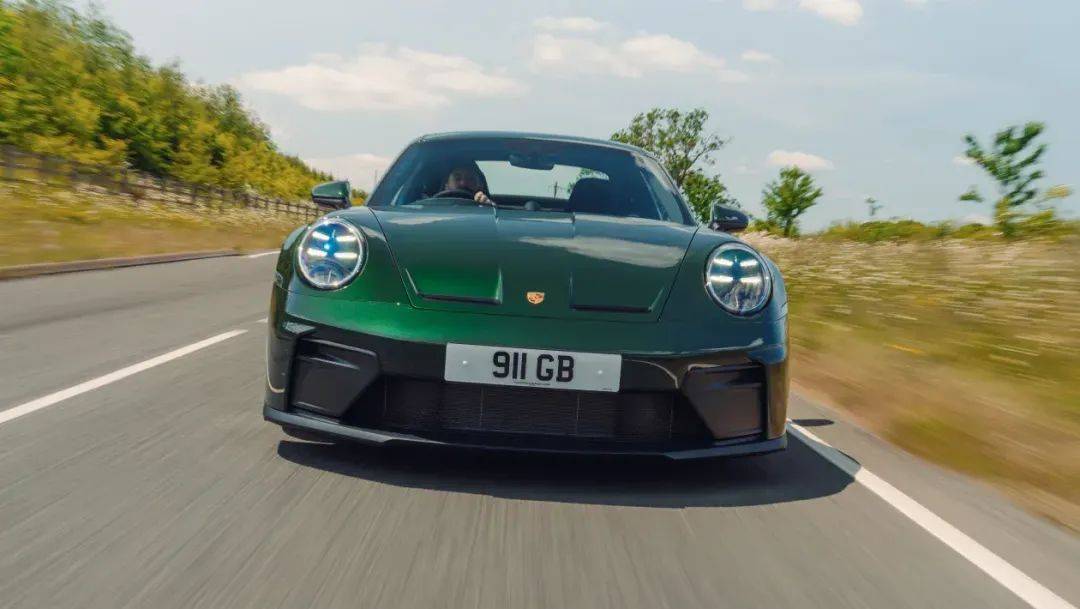 2025款保時捷911 GT3 Touring,你是真的聽勸啊