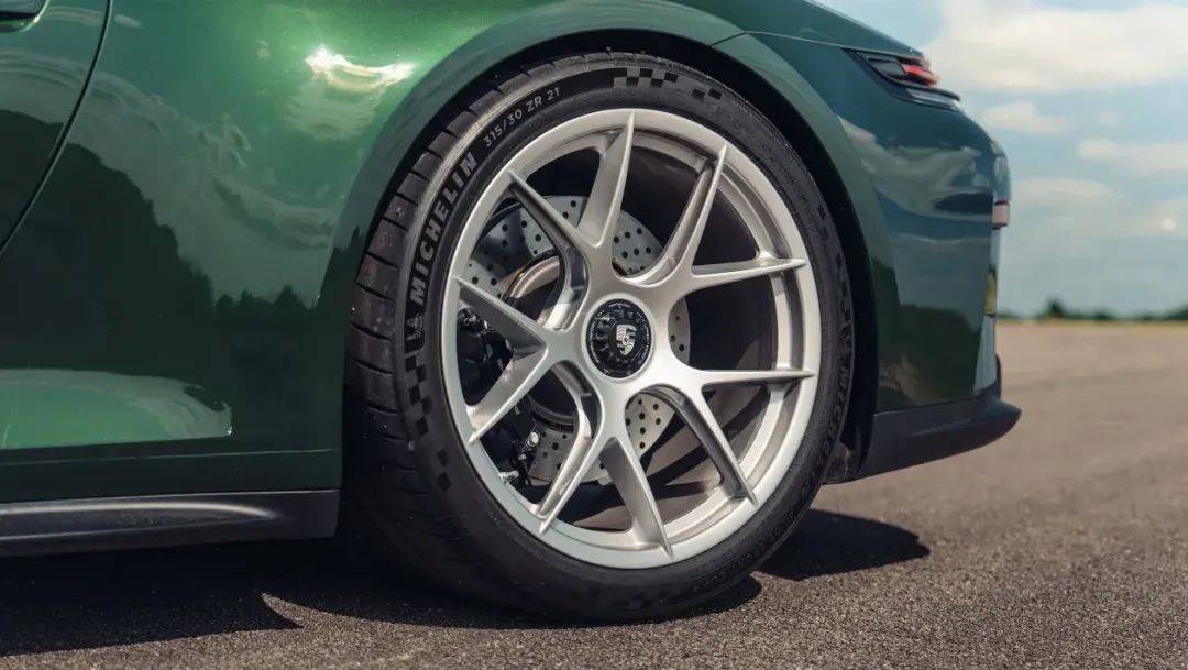 2025款保時捷911 GT3 Touring,你是真的聽勸啊