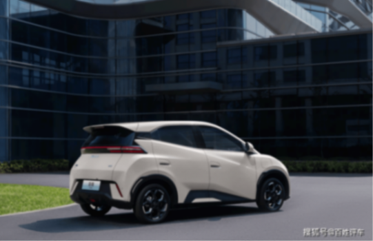 8月新車提前看:燃油轎車守正出新,新能源車多點突破!