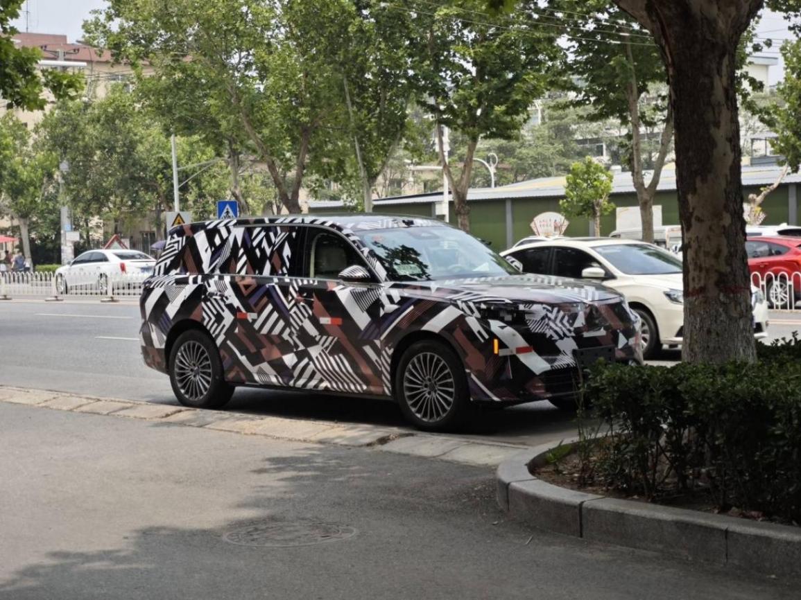 首發解讀魏牌全新旗艦SUV:打響“9系技術制高點”的爭奪戰