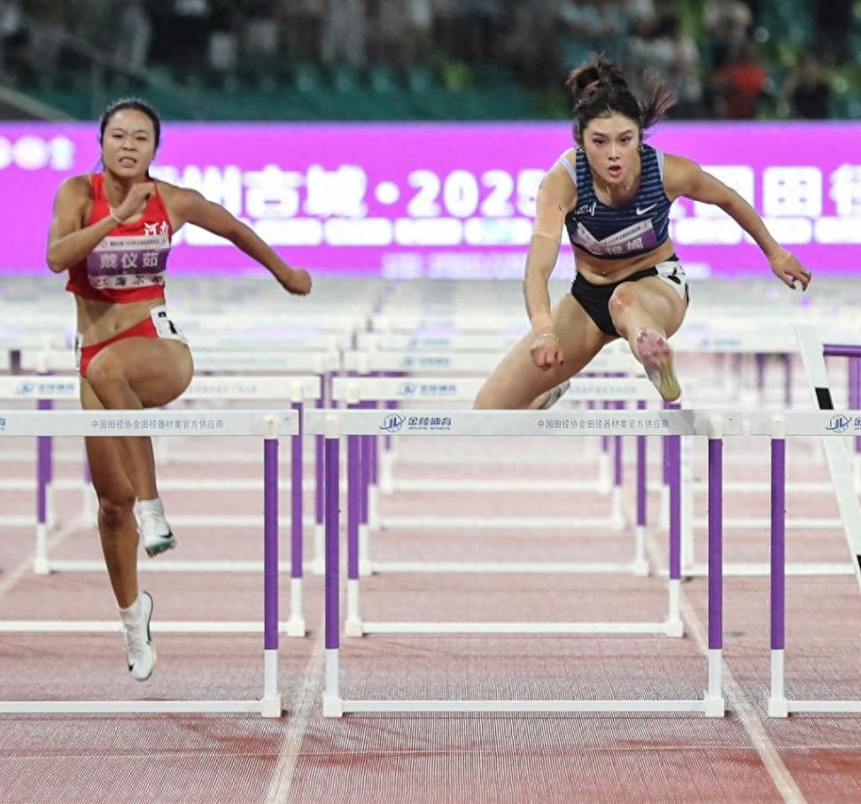 陳圓將110米欄打破個人最好成績奪冠