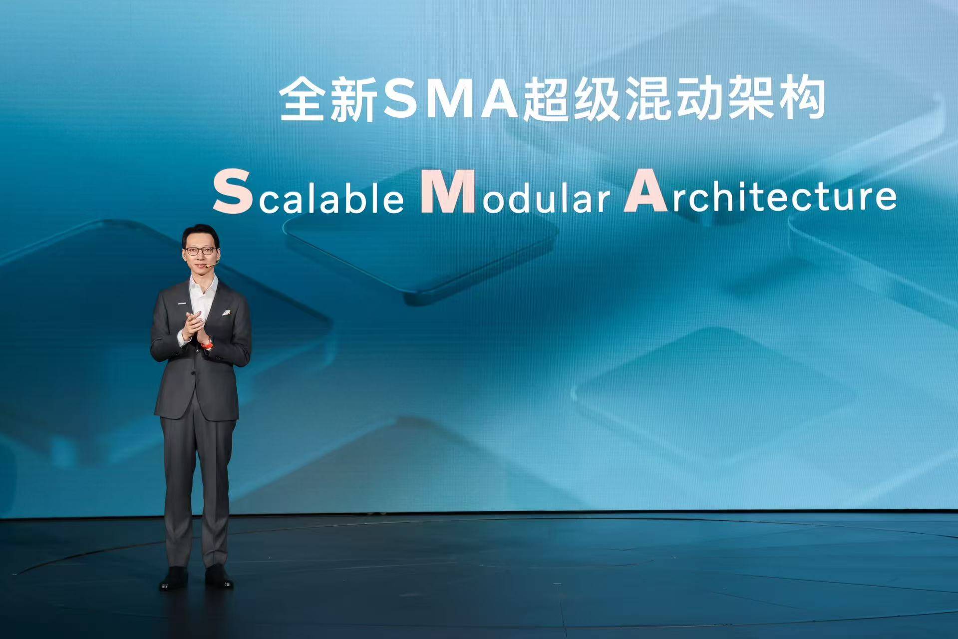 沃爾沃XC70技術破局:三電機混動與實用智能的豪華突圍