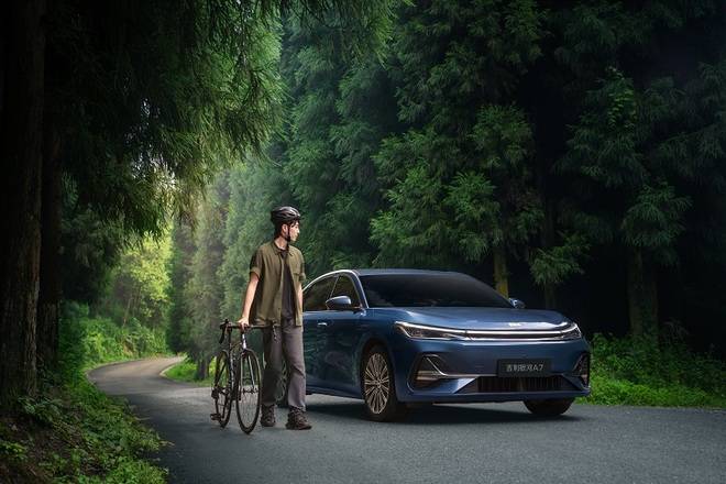 周光軍:A7是吉利銀河現(xiàn)象級的一面鏡子