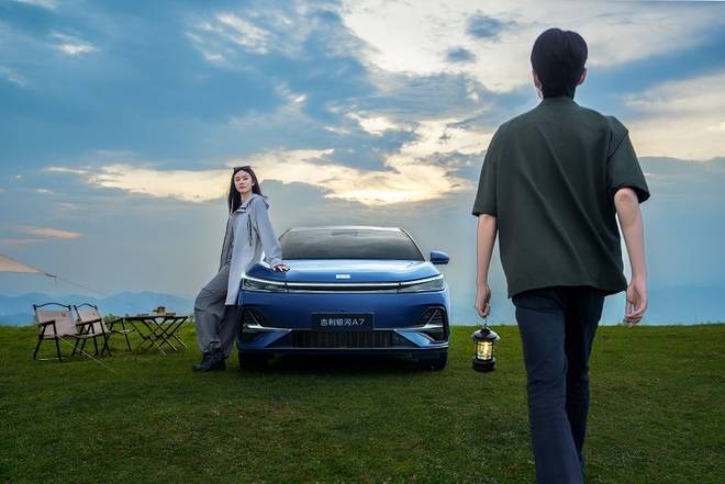 周光軍:A7是吉利銀河現(xiàn)象級的一面鏡子