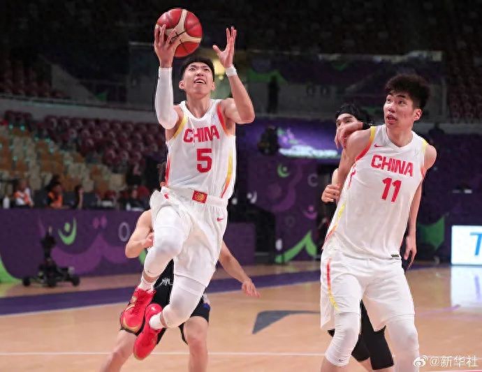 時(shí)隔10年中國(guó)男籃重返亞洲杯四強(qiáng)