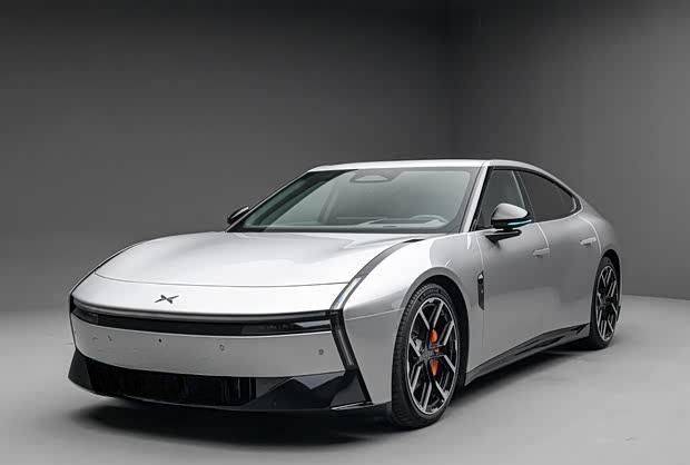 何小鵬深度訪談:全新小鵬P7如何打造 全能戰士?