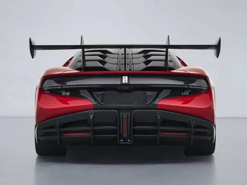 四電機+3019馬力,仰望U9 Xtreme全球首發,限量30臺!