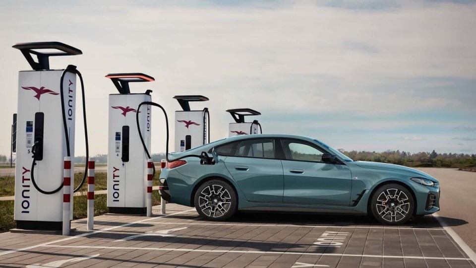 被小米震撼,保時捷官宣放棄新能源!中國車企孤獨求敗? 圖片