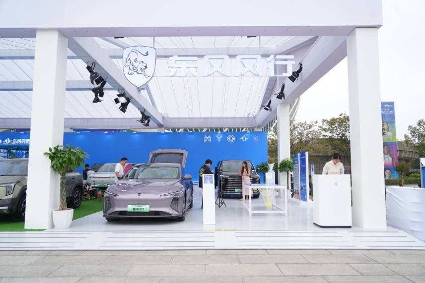 盛宴啟幕引期待 東風風行亮相武漢網球公開賽