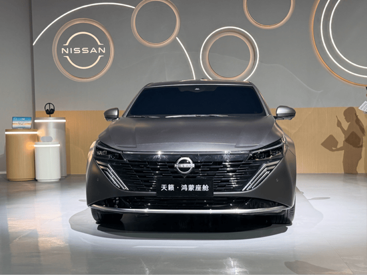 全新車型在華首秀 日產中國40周年品牌之夜開幕
