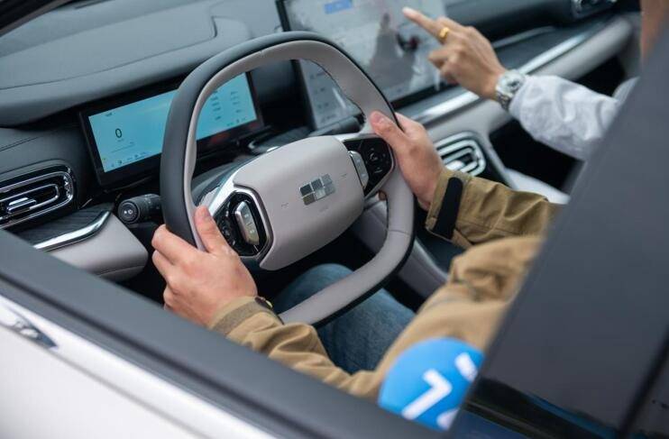 8萬級(jí)電混家轎:銀河星耀6“硬核實(shí)力”重塑電混家轎市場(chǎng)標(biāo)準(zhǔn)