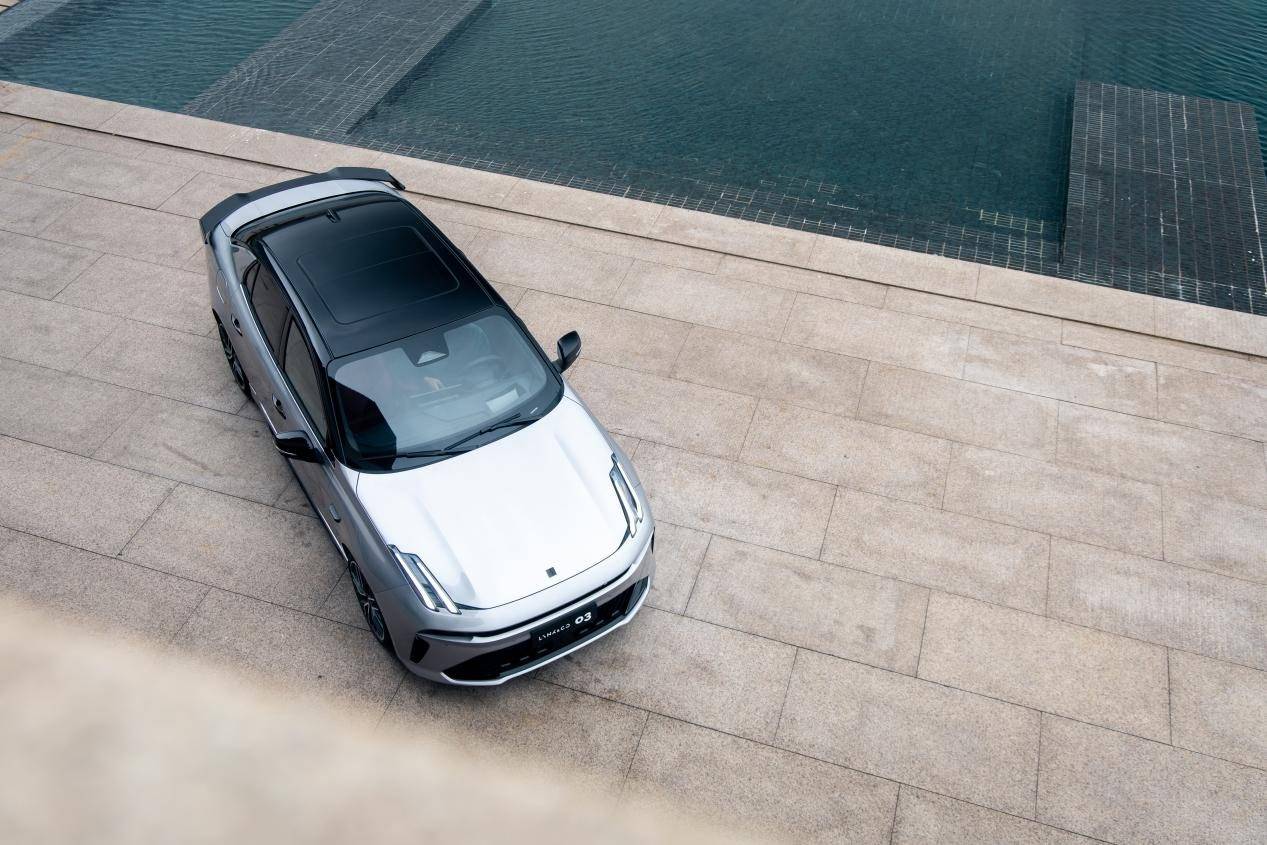 新手也敢踩油門!第三代領克03售10.38萬,性能好控不慌忙