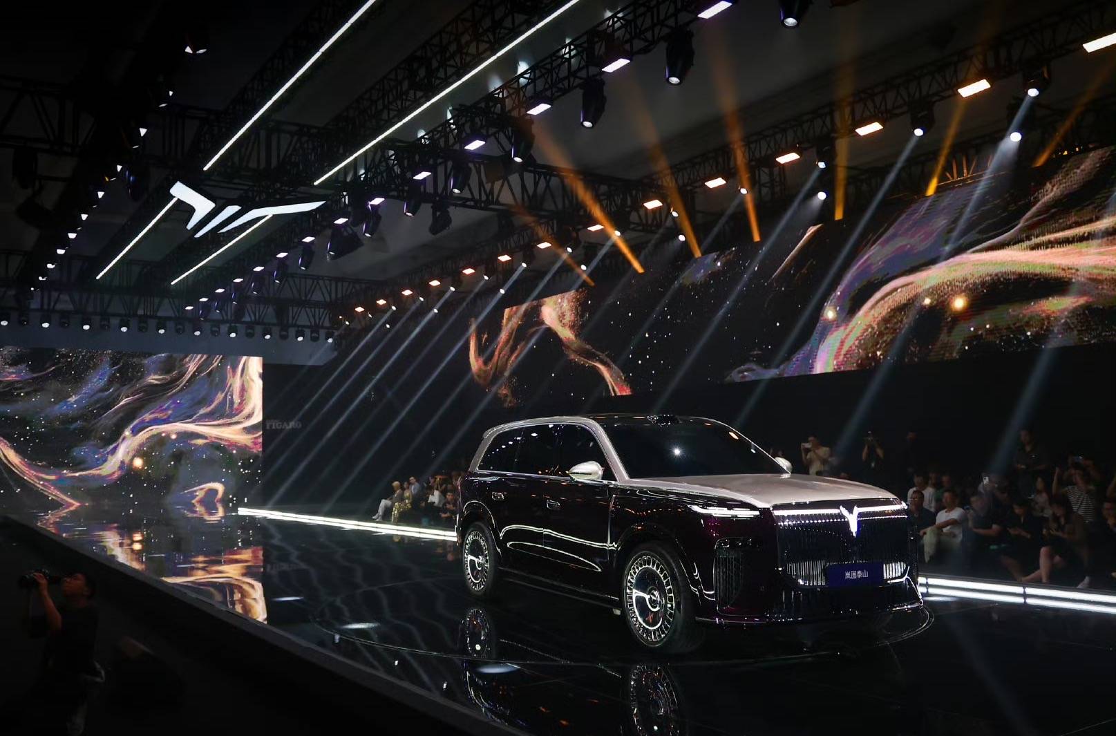 官方確認!嵐圖泰山將于11月上市,帶四顆激光雷達,競爭極氪9X