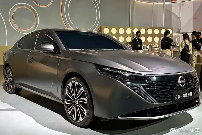 東風日產天籟·鴻蒙座艙版正式下線 今年四季度上市