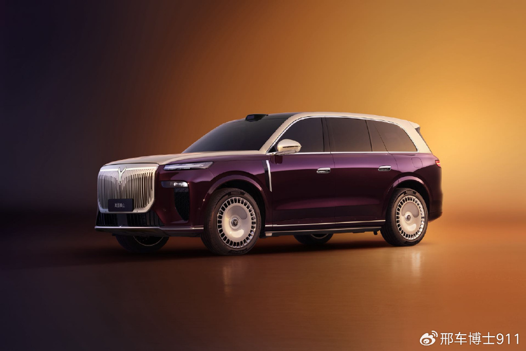 直接翻倍!搭載32個揚聲器!嵐圖泰山開卷豪車視聽體驗