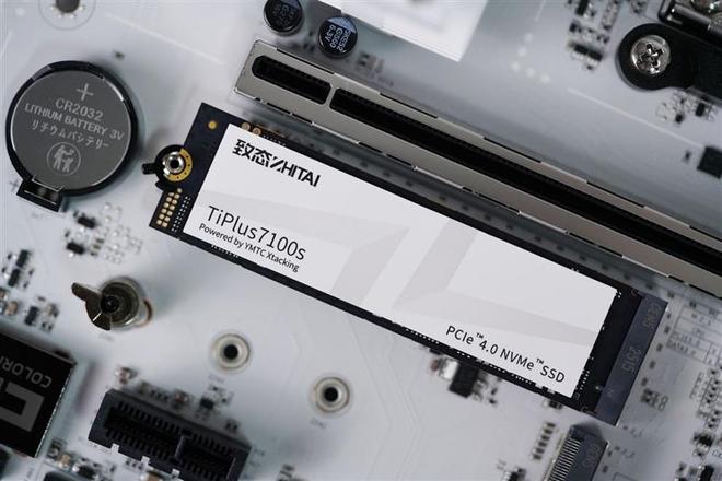 致態(tài)TiPlus7100s 2TB SSD首發(fā)評測:新一代PCIe 4.0無緩旗艦 全面升級性能更進(jìn)一步