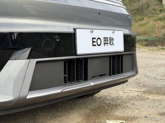 親民售價帶來越級體驗 試駕北京現代EO羿歐