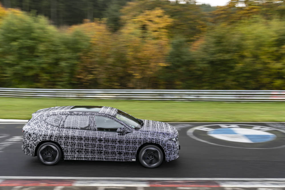 國產(chǎn)新世代BMW iX3正進行紐北賽道例行測試:全球標準,駕趣升維