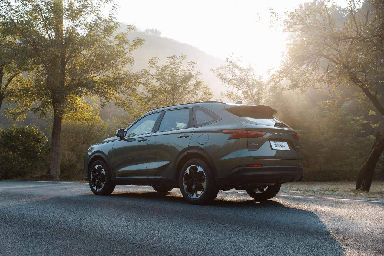 哈弗H6L正式上市 10.39萬元起售/配兩種動力