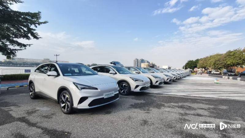 饋電亦如龍,靜謐如純電?全新極狐阿爾法T5增程版廣州實測