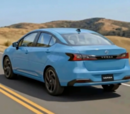 國產(chǎn)奔馳GLE軸距將超3米!多款新車動態(tài)一覽,保時捷純電SUV技術(shù)亮眼